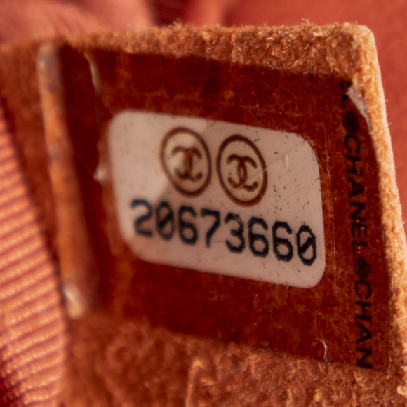 Chanel Medium Multicolor Tweed Boy - Picture 8 of 8